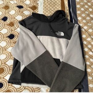 North Face Cropped Hoodie